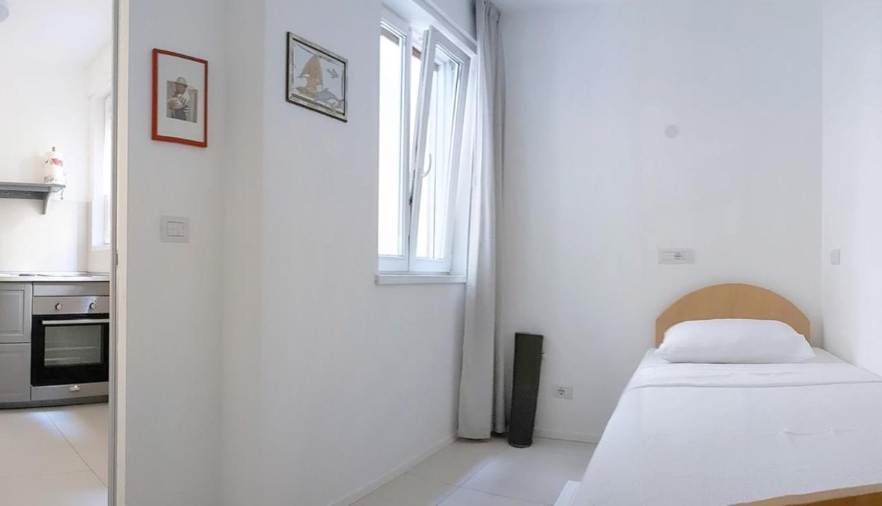 Erker Apartment *
